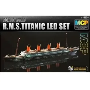 Model Kit loď 14220 - R.M.S. TITANIC + LED SET MCP