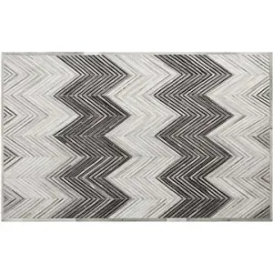 Kožený koberec 140 x 200 cm šedý AYTEPE, 216067