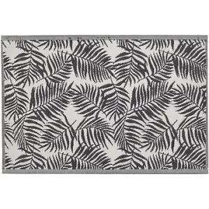 Venkovní koberec 120 x 180 cm černé palmové listy KOTA, 250295