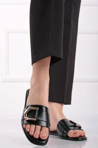 Černé pantofle s ozdobnou přezkou Lina #5912901