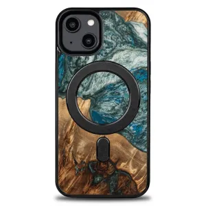 MagSafe Bewood Unikátní pouzdro Planet Earth ze dřeva a pryskyřice pro iPhone 14 - modré a zelené
