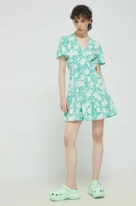 Šaty Billabong zelená barva, mini
