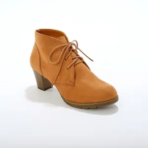 Kotníkové boty na podpatku v dřevěném vzhledu #4591732