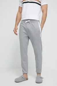 Bavlněné kalhoty BOSS šedá barva, s potiskem