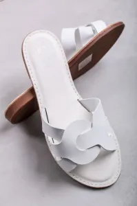 Bílé nízké pantofle Salene