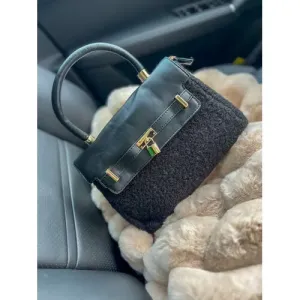 Dámska teddy kabelka AMELIA veľkosť:  farba: black