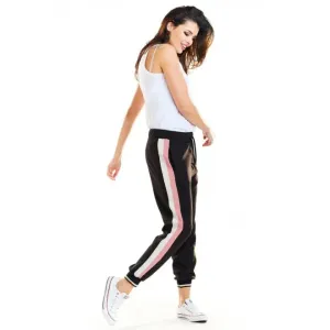 Sportovní dámské kalhoty černé barvy s růžovo-bílými pásy