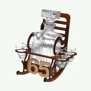 Dřevěná židle s lahví k 65. narozeninám #2792337