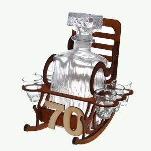 Dřevěná židle s lahví k 70. narozeninám #2792338