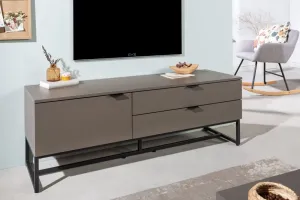 Estila Elegantní moderní obdélníkový TV stolek Marsh v matně šedé barvě s úložným prostorem a černou kovovou podstavou 140cm