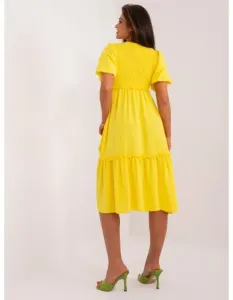Dámské šaty s volánky žluté