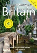 Living and Working in Britain: A Survival Handbook (Hampshire David)(Paperback)