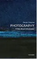 Photography: A Very Short Introduction (Edwards Steven)(Paperback)