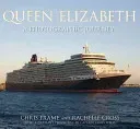 Queen Elizabeth: A Photographic Journey (Frame Chris)(Paperback / softback)