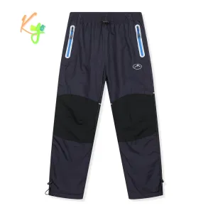 Chlapecké šusťákové kalhoty, zateplené - KUGO DK8237, šedomodrá / modré zipy Barva: Šedá, Velikost: 140