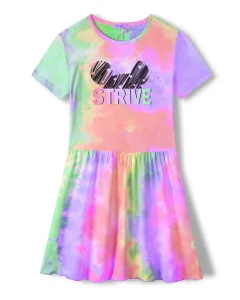 Dívčí šaty - KUGO CY1008, duhová tmavší Barva: Mix barev, Velikost: 134