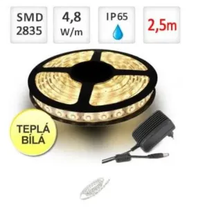 LED21 SADA LED pásek 2,5m 4,8W/m 60ks/m 2835 voděodolný Teplá bílá + Zdroj