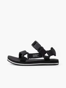 Levi's® Tahoe Sandále Černá