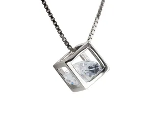 Linda's Jewelry Stříbrný řetízek s přívěskem a zirkonem Cube  INH024