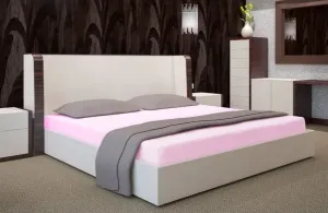 Světle růžové prostěradla na postele #4853625