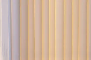 Estila Stylová moderní stojací lampa Paris 160cm bílá