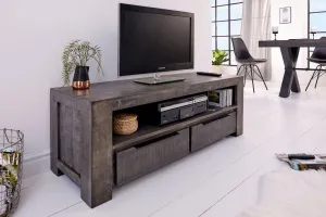Estila Industriální moderní TV stolek Svea v šedé barvě 130cm