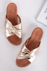 Zlaté kožené nízké pantofle 2-27133