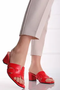 Červené pantofle na hrubém podpatku Velna #5923877