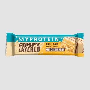 MyProtein Tyčinka cripsy layered bar - bílá čokoláda a arašídy 58 g