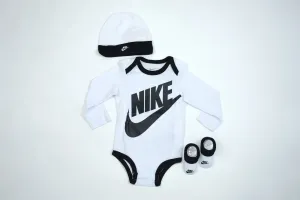 Nike futura logo ls hat / bodysuit / bootie 3pc 6-12 m #5149245