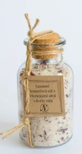 Nikoleta Maria Luxusní koupelová sůl s éterickými oleji a květy růží 300 g