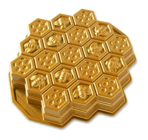 Nordic Ware Forma na bábovku včelí plástev, 28 x 30 cm,  zlatá 85477