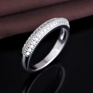 OLIVIE Stříbrný prsten s čirými zirkony od Olivie 2181 Velikost prstenů: 5 (EU: 49-50) Ag 925; ≤2,5 g