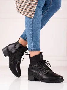 Luxusní  kotníčkové boty černé dámské na plochém podpatku #601515
