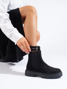 Pohodlné  kotníčkové boty dámské černé na plochém podpatku #5471013