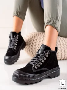Zajímavé  kotníčkové boty dámské černé bez podpatku #598095