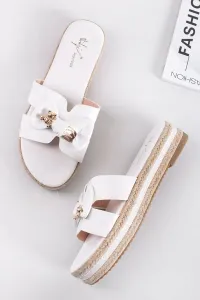 Bílé platformové pantofle s mašlí Ana