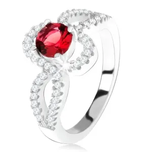 Stříbrný 925 prsten, červený kulatý kámen, zatočená zirkonová ramena - Velikost: 51