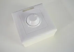 T-LED Stmívač manuální 06103