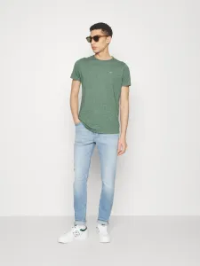 Tommy Jeans pánské tmavě zelené triko #4659019