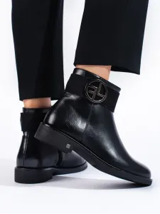 Trendy dámské černé  kotníčkové boty na plochém podpatku #5557372