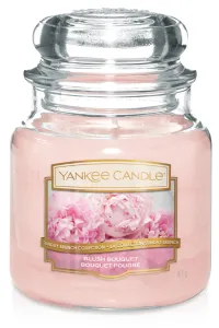 Vonná svíčka Yankee Candle střední Blush bouquet #4842863